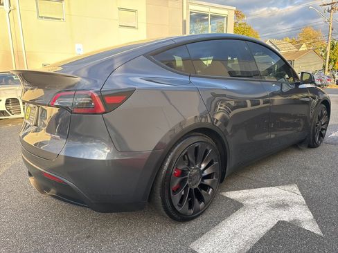Used 2023 Tesla Model Y Performance image 20