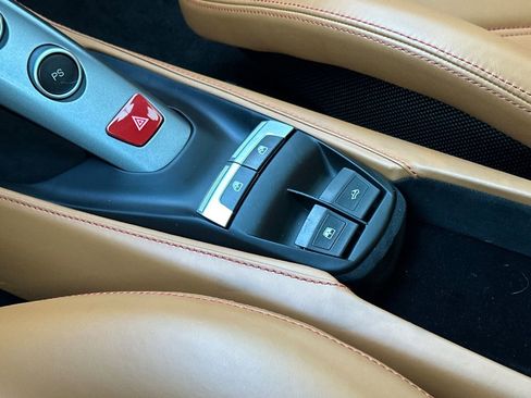 Used 2017 Ferrari 488 Spider Base image 23