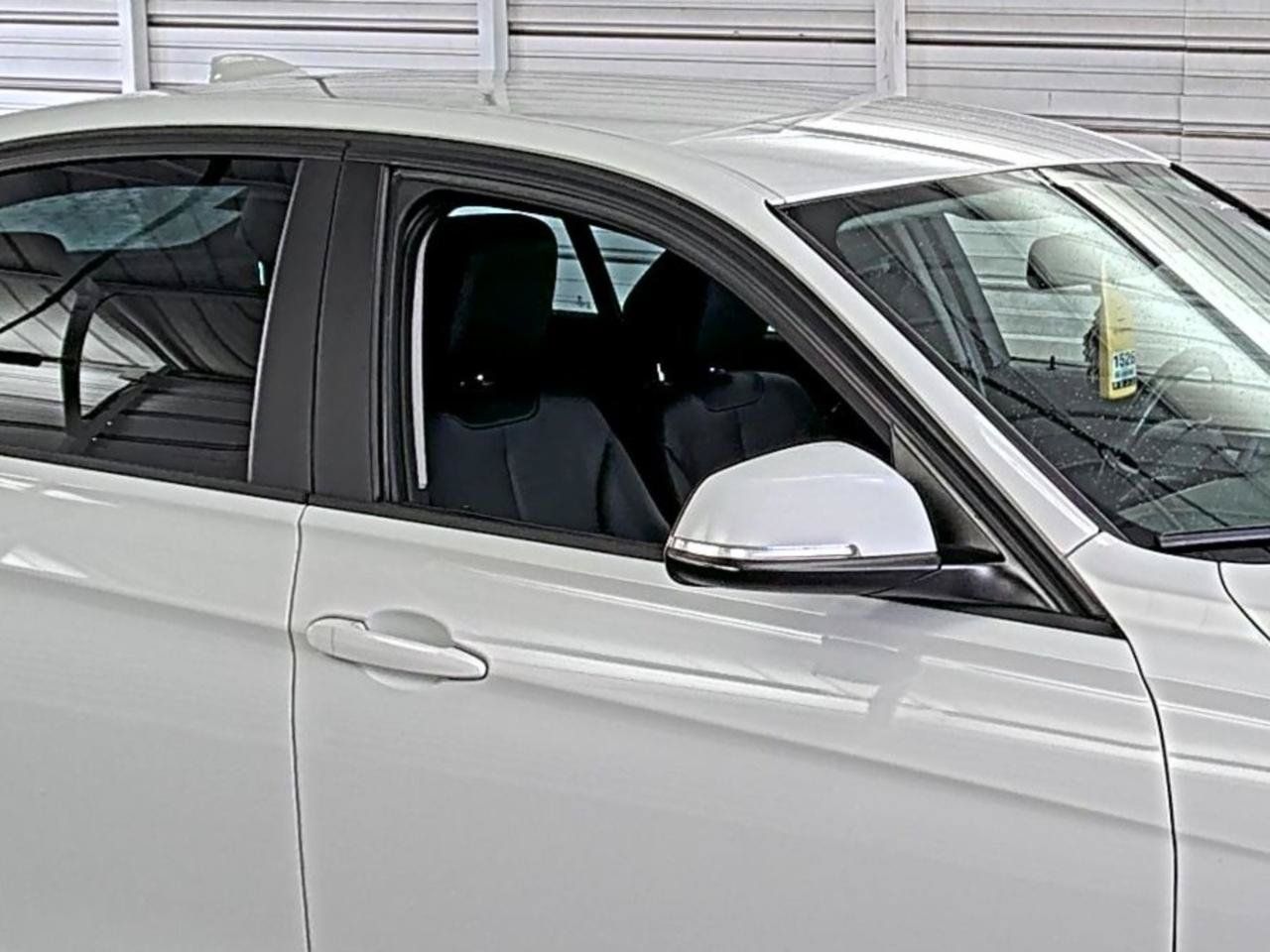 Used 2014 BMW 320i Sedan RWD image 18