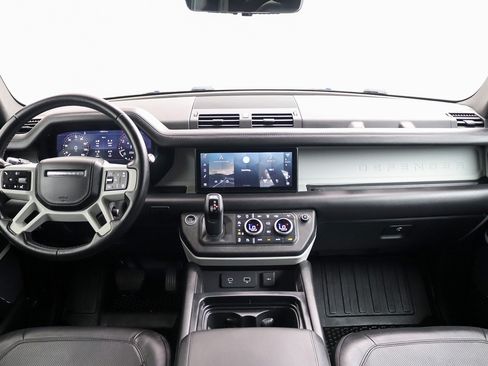 Used 2020 Land Rover Defender 110 First Edition AWD/4WD image 15