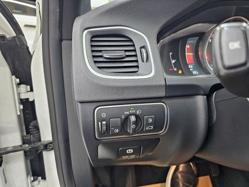 Used 2015 Volvo S60 T6 Platinum image 34