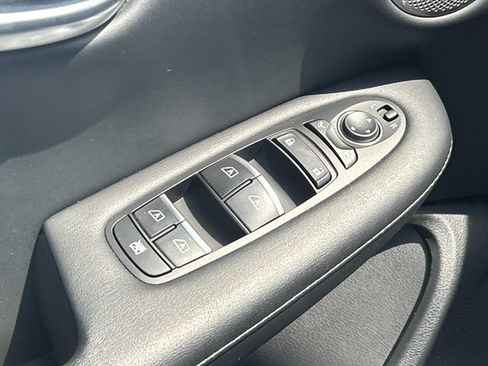 Used 2025 INFINITI QX50 Sport AWD/4WD image 19