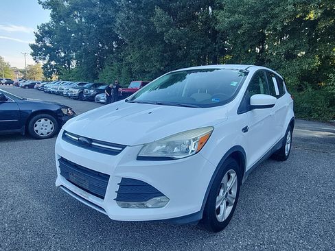 Used 2013 Ford Escape SE FWD image 1