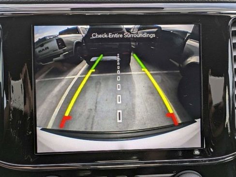 Used 2022 Jeep Grand Cherokee Laredo X RWD image 22