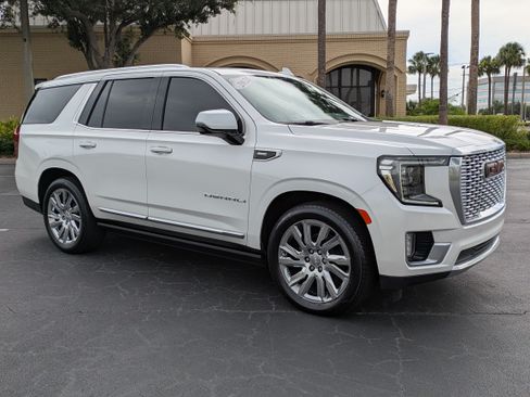 Used 2021 GMC Yukon Denali w/ Denali Ultimate Package RWD image 7