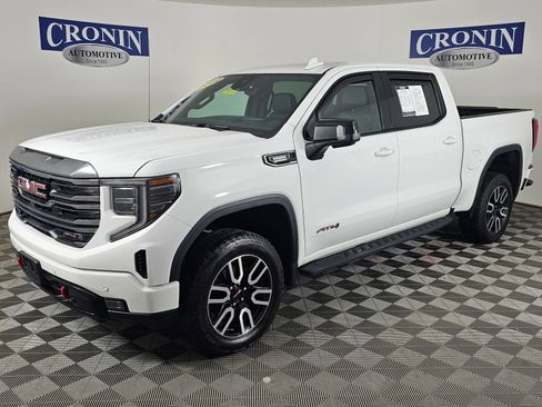 Used 2022 GMC Sierra 1500 AT4 w/ AT4 Premium Package AWD/4WD image 34