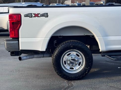 Used 2022 Ford F250 XL w/ Power Equipment Group image 40