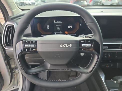New 2026 Kia Sorento LX FWD image 29
