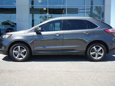 Used 2019 Ford Edge SEL w/ Equipment Group 201A FWD image 5