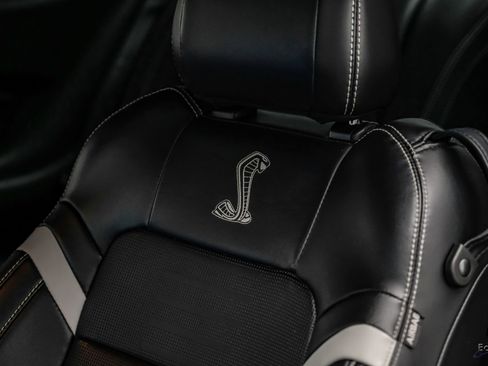 Used 2022 Ford Mustang Shelby GT500 w/ Technology Package image 43