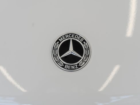 Used 2026 Mercedes-Benz GLC 300 4MATIC image 5