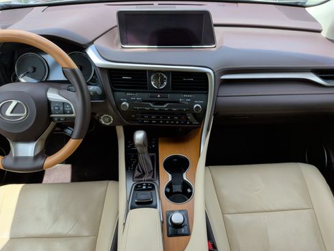 Used 2018 Lexus RX 350 FWD w/ Premium Package image 33