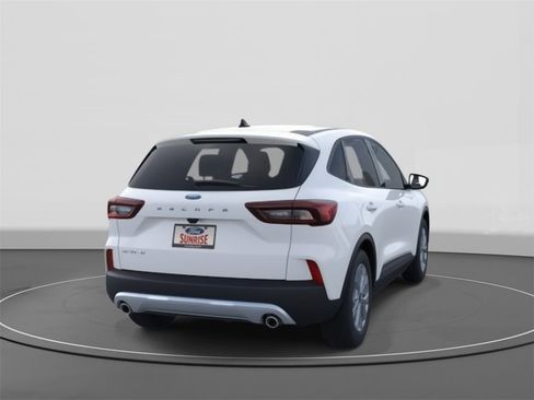 New 2025 Ford Escape Active image 8