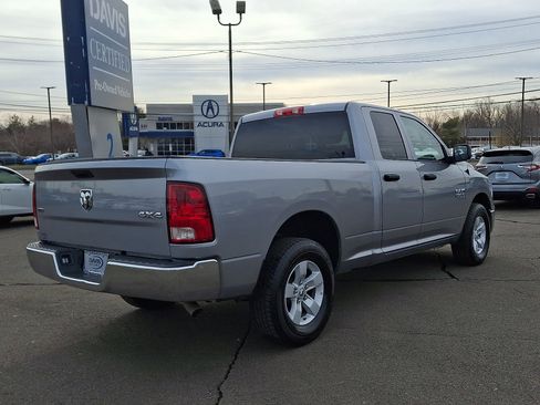 Used 2024 RAM 1500 Classic SLT image 3