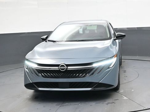 New 2026 Nissan Sentra SL FWD image 9