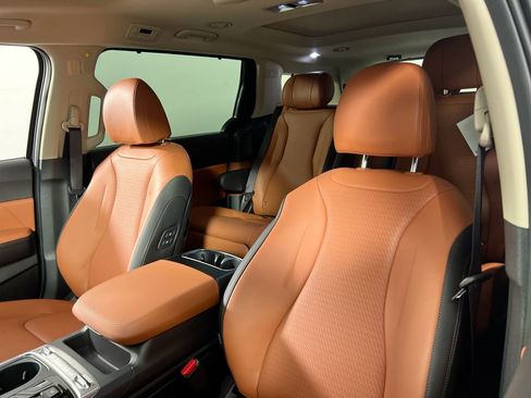 New 2026 Kia Carnival SX Prestige image 14