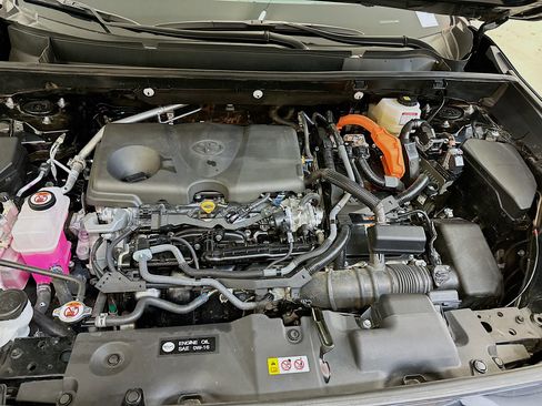 Used 2025 Toyota RAV4 LE image 34