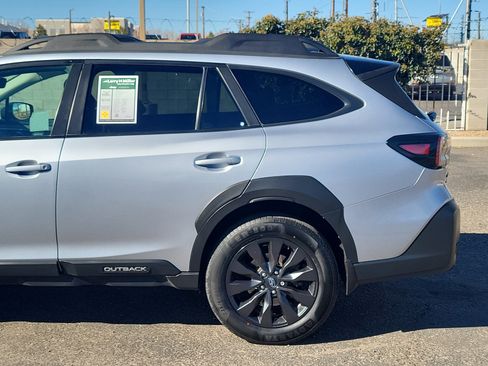 Used 2024 Subaru Outback Onyx Edition image 4