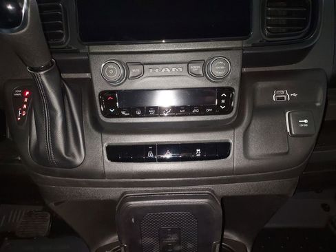 New 2026 RAM ProMaster 2500 w/ Premium Convenience Group image 21