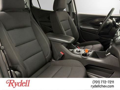 Used 2024 GMC Terrain SLE w/ Driver Convenience Package AWD/4WD image 16