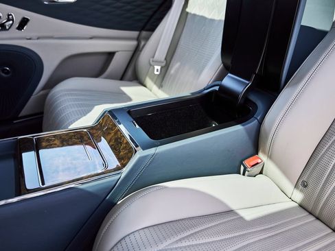 Used 2022 Bentley Flying Spur W12 AWD/4WD image 52
