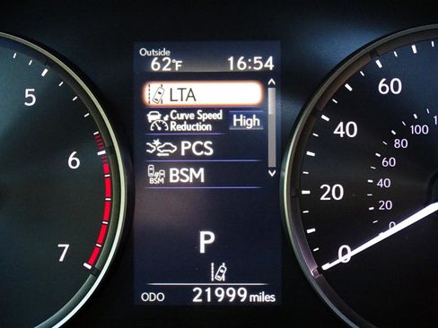 Used 2023 Lexus IS 300 w/ Premium Package image 31