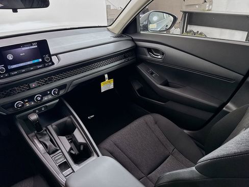 New 2025 Honda Accord LX image 22