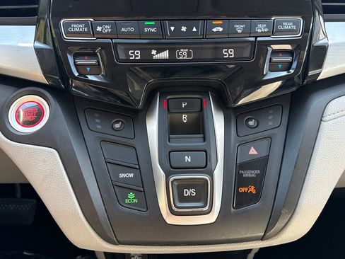 Used 2018 Honda Odyssey EX-L image 22