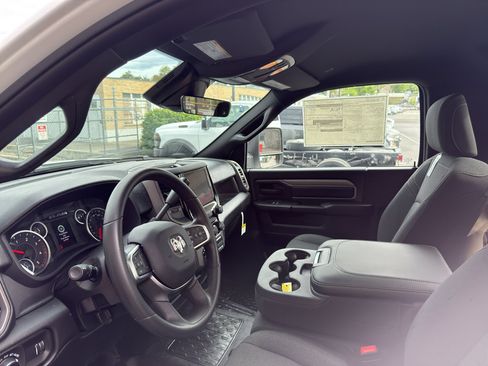 New 2026 RAM 5500 Tradesman AWD/4WD image 18