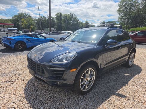 Used 2018 Porsche Macan S AWD/4WD image 2