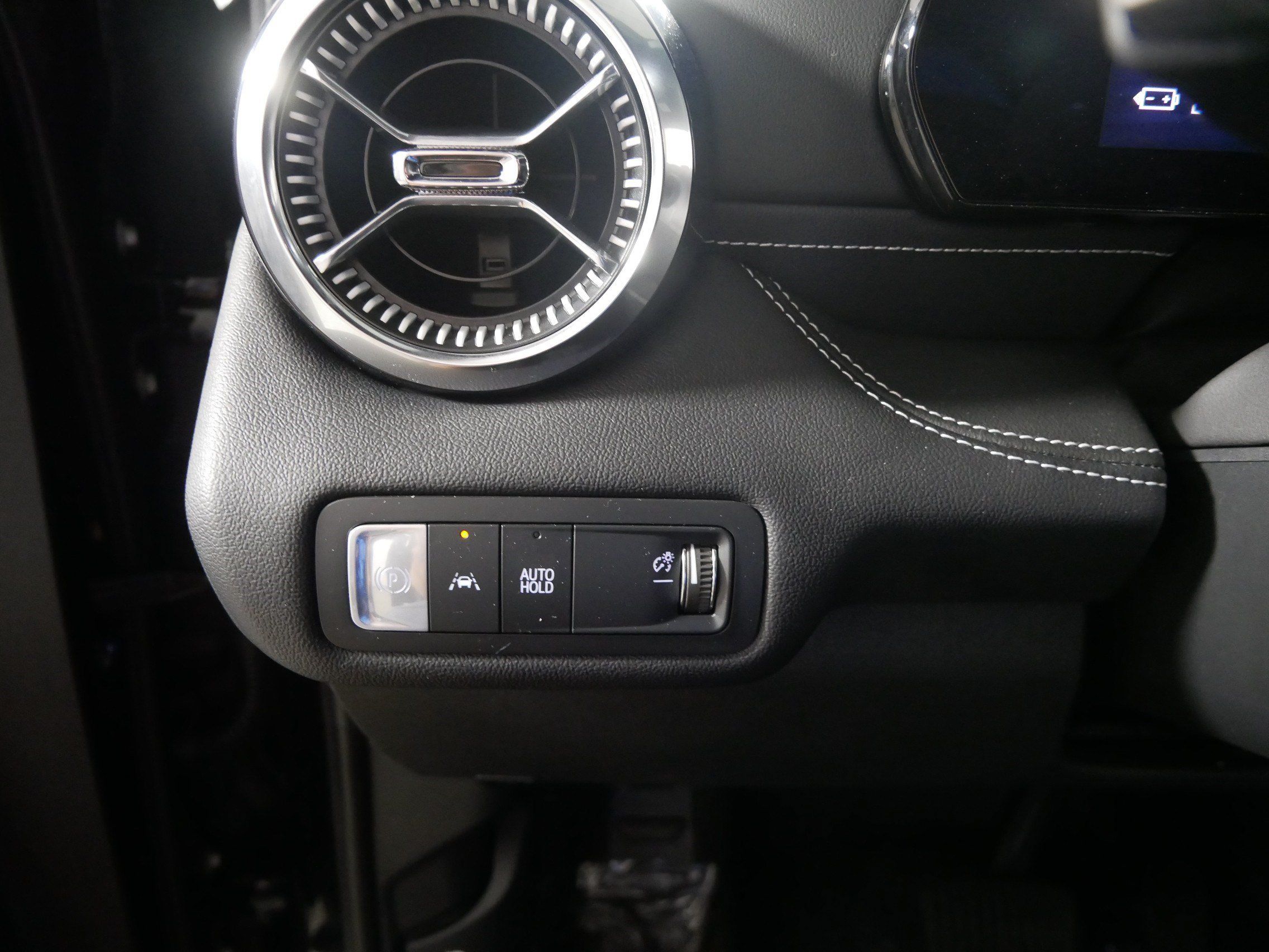 Used 2024 Chevrolet Blazer EV LT AWD/4WD image 26