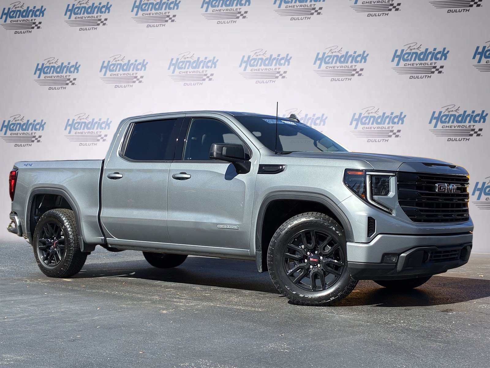 Used 2024 GMC Sierra 1500 Elevation AWD/4WD image 2
