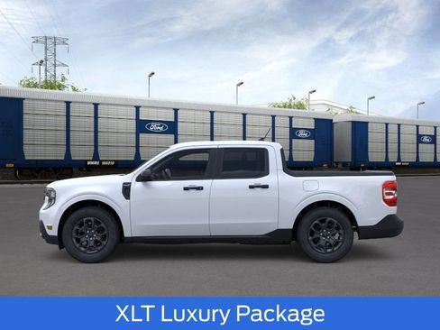 New 2025 Ford Maverick XLT w/ XLT Luxury Package image 3