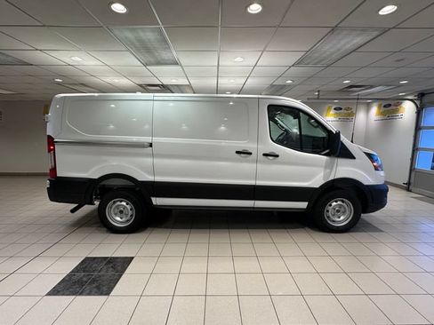 New 2026 Ford Transit 250 Low Roof w/ Load Area Protection Package RWD image 3