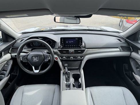 Used 2018 Honda Accord LX image 16