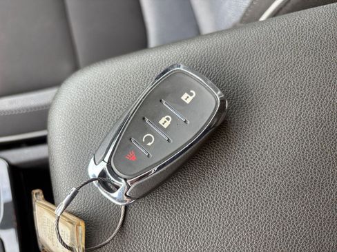 Used 2025 Chevrolet TrailBlazer LT FWD image 21