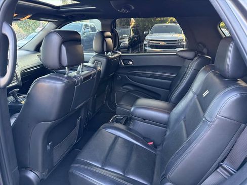 Used 2019 Dodge Durango R/T w/ Technology Group RWD image 11