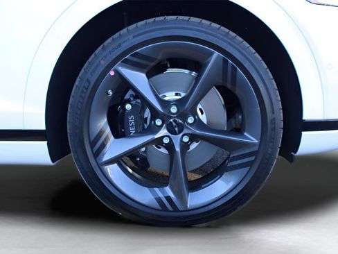 New 2026 Genesis GV70 3.5T Sport Prestige AWD/4WD image 9