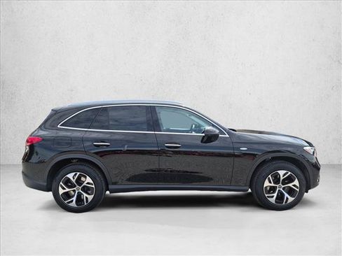 Certified 2025 Mercedes-Benz GLC 350e 4MATIC image 4