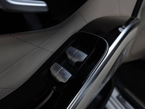 Used 2022 Mercedes-Benz S 580 4MATIC Sedan image 46