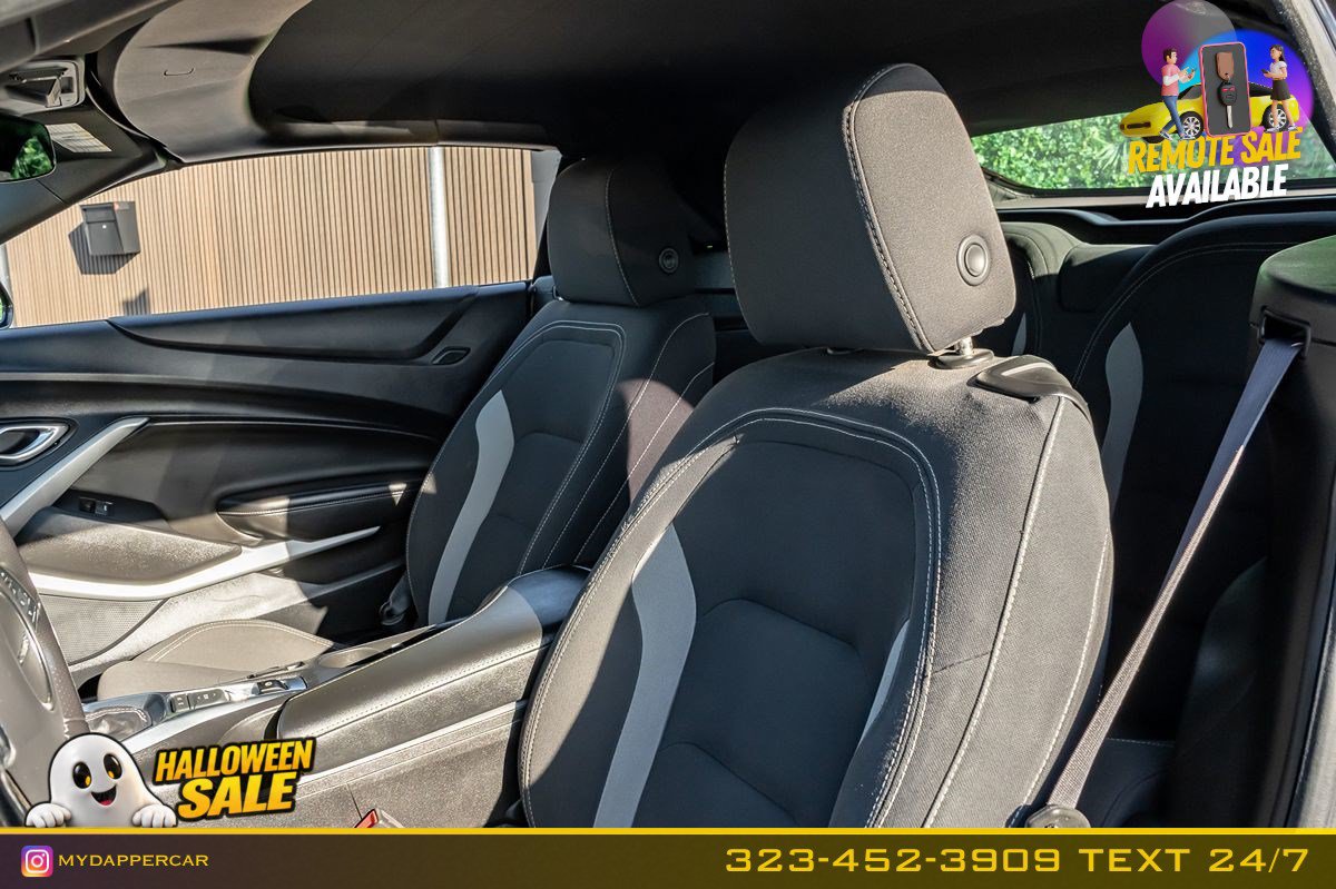 Used 2018 Chevrolet Camaro SS RWD image 14