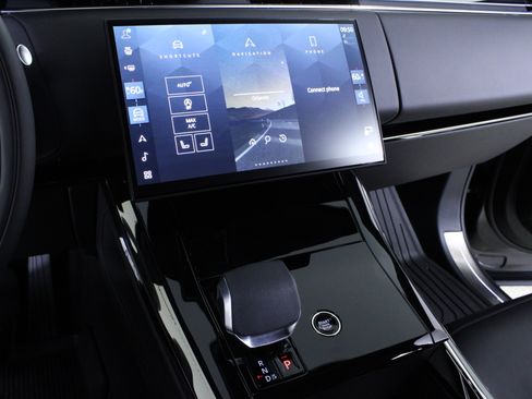 New 2026 Land Rover Range Rover Sport SE AWD/4WD image 19