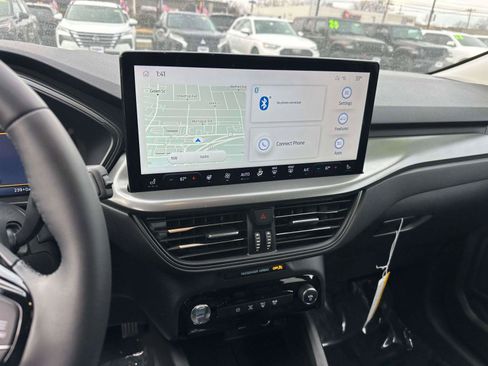 Used 2023 Ford Escape SE image 29