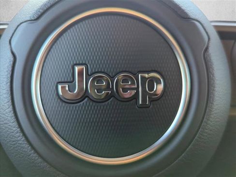 New 2026 Jeep Gladiator Sport AWD/4WD image 16