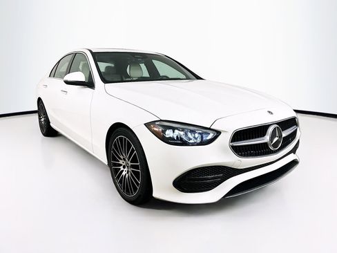 Certified 2022 Mercedes-Benz C 300 4MATIC Sedan image 3