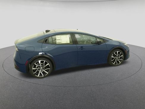 New 2026 Toyota Prius Plug-In Hybrid image 10