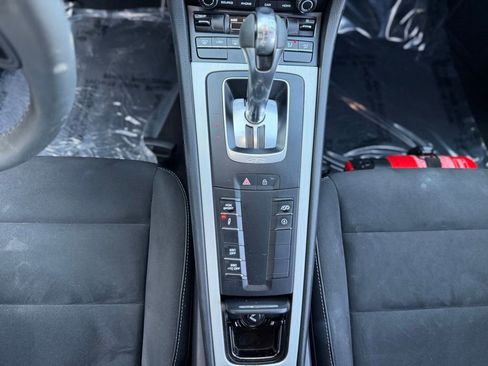 Used 2023 Porsche 718 Cayman GT4 RWD image 42