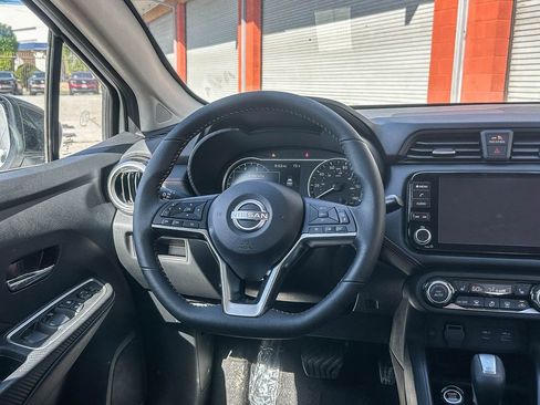 New 2025 Nissan Versa SR w/ Trunk Package image 15