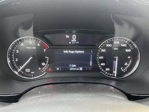 Used 2024 Cadillac XT6 Luxury w/ LPO, Floor Liner Package AWD/4WD image 21