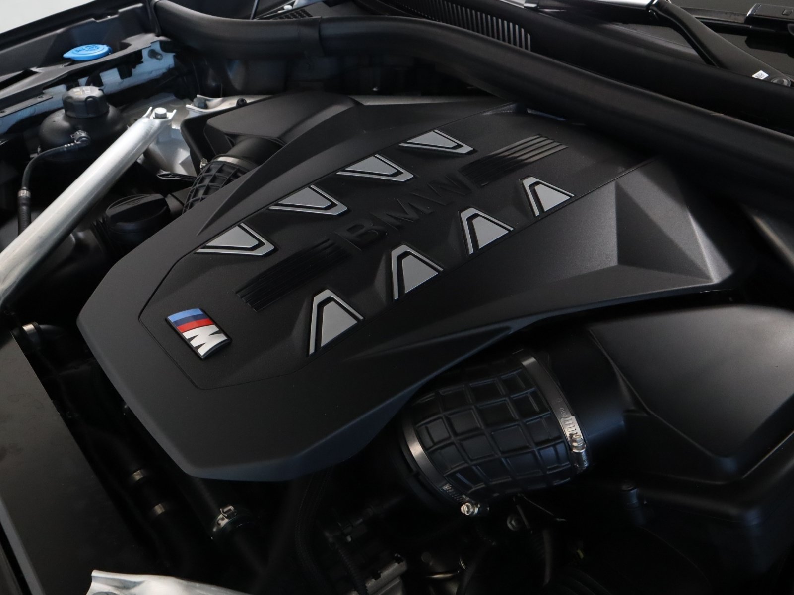 Used 2026 BMW X5 M60i AWD/4WD image 11
